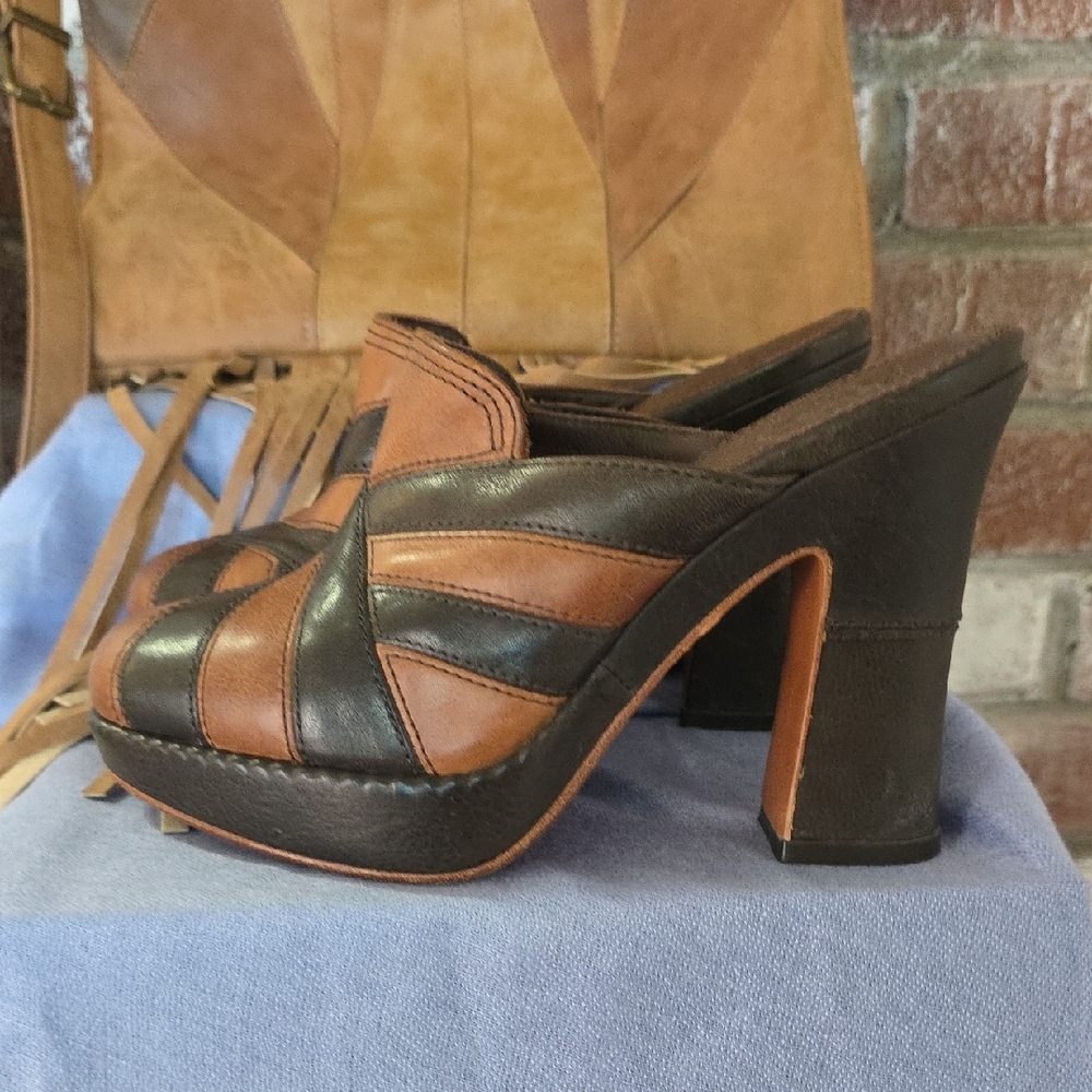 Frye Brown and Black Leather Mules - Picture 11 of 17